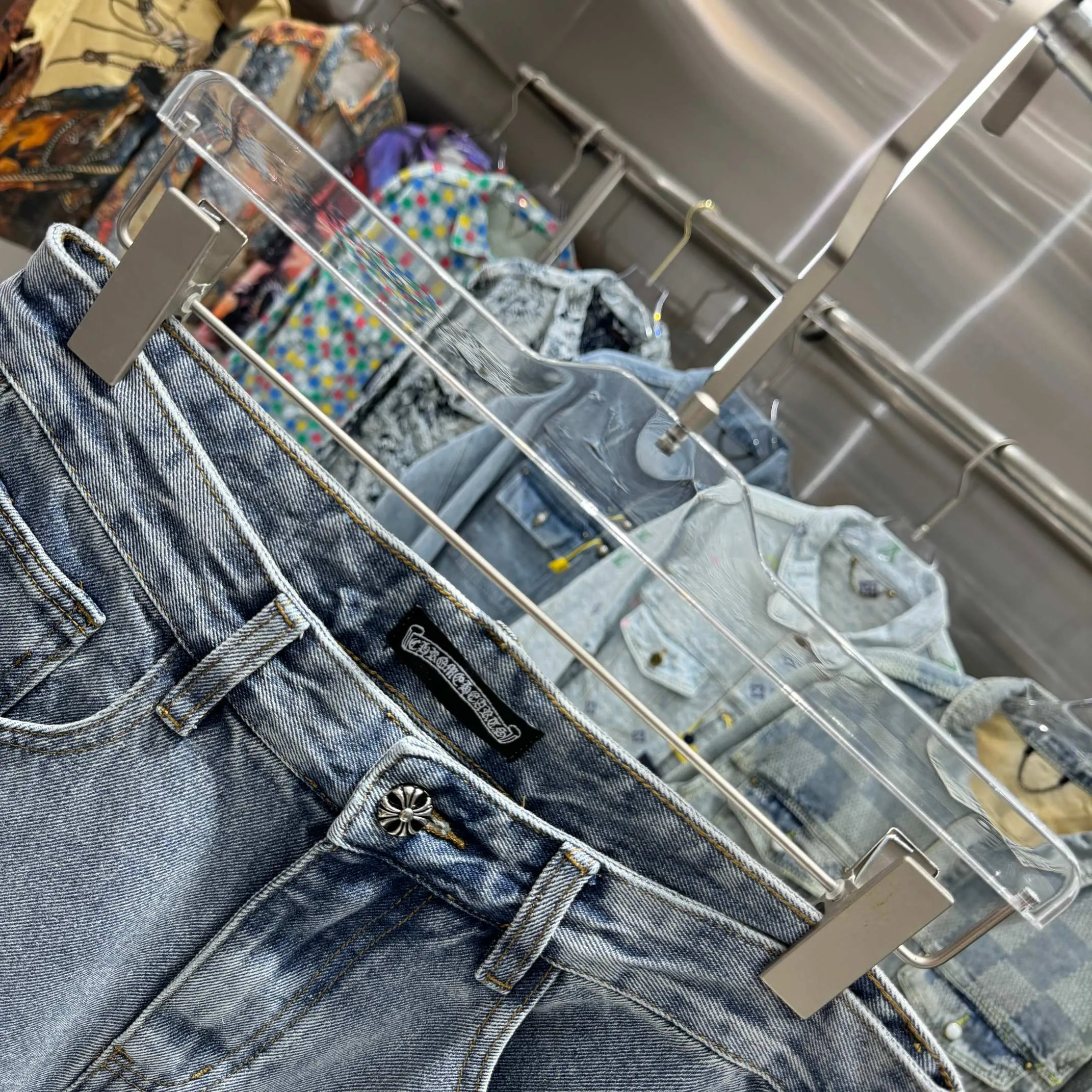 🅿️270 Crow Heart Cross Logo + Printed Horseshoe Logo Jeans 2025 latest product, original goods, washed casual jeans, imported original washed stretch fabric, comfortable and elastic, original hardware accessories decorated with logo, super correct version, extremely high grade, counter quality, fashionable and stylish upper body. The printing uses imported white foam printing, custom buttons, YKK zippers. The full set of accessories is customized in a one-to-one mold. Color: blue Size: S-XXL 28 30 32 34 36 codes
